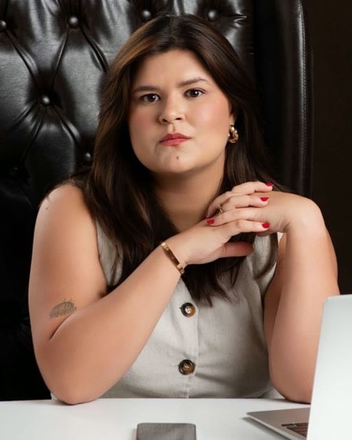 Retrato da advogada Raquel Santos Ribeiro